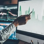RBC apunta que los precios del gas y del GNL en Europa van a bajar hasta un 20%
