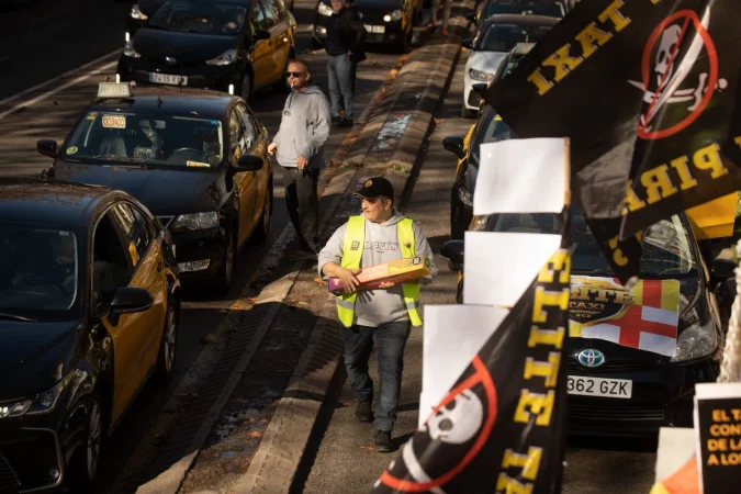 El taxi en Barcelona avisa de un aumento de precio para el próximo año 1 Merca2.es EuropaPress 4929732 portavoz elite taxi tito alvarez movilizacion convocada elite taxi stac Merca2.es