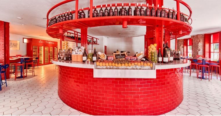 Abre Gamberro, la taberna canalla que pone patas arriba a las marisquerías de toda la vida