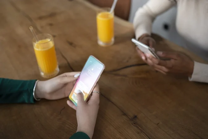 Consejos para evitar que WhatsApp llene tu móvil