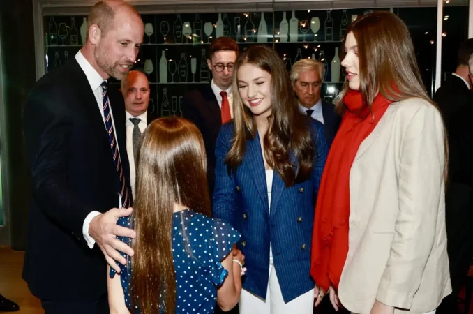 La prensa francesa destaca el comportamiento de la princesa Leonor y la infanta Sofía en la final de la Eurocopa 48 Merca2.es La representación de la Corona en manos de Leonor y Sofía