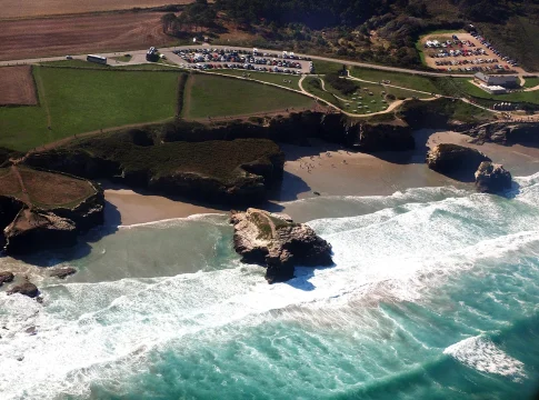 Solo disponible 3 horas al día: la playa gallega que parece sacada de Juego de Tronos Solo disponible 3 horas al día: la playa gallega que parece sacada de Juego de Tronos