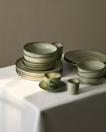 Un set completo: llano, hondo y de postre