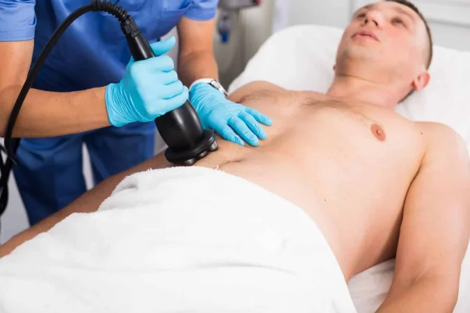 Pronto podrás decir adiós a los michelines de más con un simple pinchazo, como una liposucción, pero sin quirófano 82 Merca2.es ¿Para quién es este tratamiento?