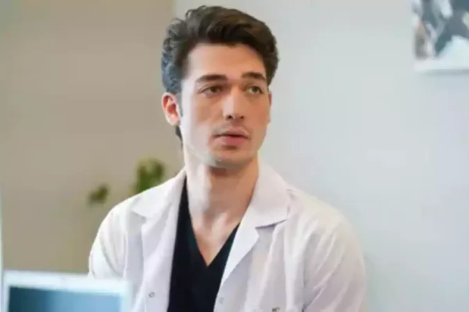 Rengin y Timur: el amor en caída libre en ‘Renacer’