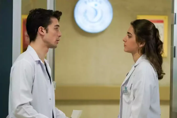 Un asesinato que llega en el peor momento