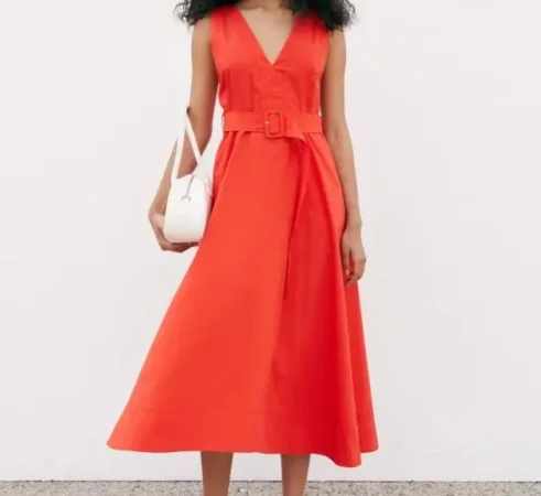 1. Rojo coral de popelín: elegancia sin esfuerzo de Sfera