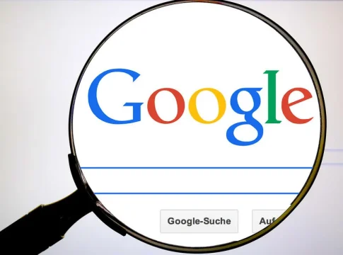 Siguen creciendo los usuarios de las búsquedas inteligentes de Google que ya alcanzan los 2.000 millones mensuales 6