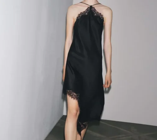 El poder del vestido largo en verano