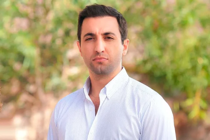 Estas admiradas parejas de 'Una nueva vida' también lo son fuera de la pantalla 51 Merca2.es UN AMOR QUE DESAFÍA PREJUICIOS