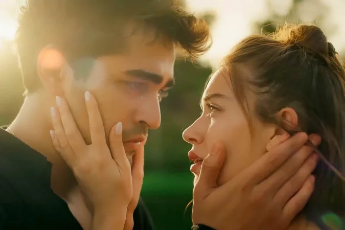 Estas admiradas parejas de 'Una nueva vida' también lo son fuera de la pantalla 49 Merca2.es UN ROMANCE ENTRE SOMBRAS