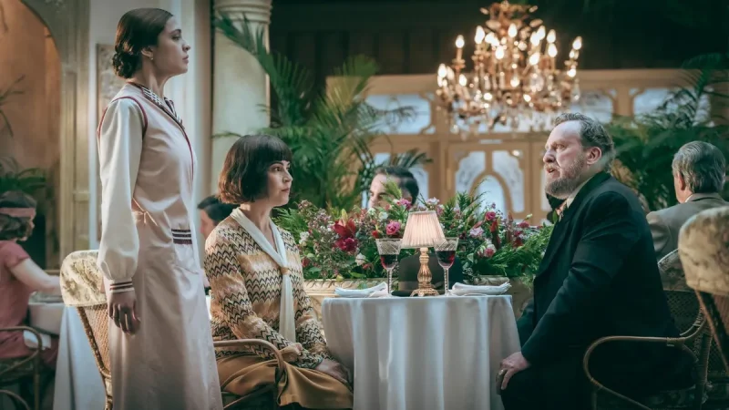 'La Favorita 1922': La cena más esperada pone en jaque el último capítulo de la ficción