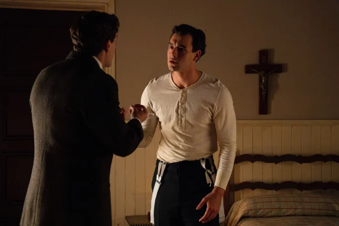 SECRETOS Y TRAICIONES EN LA PROMESA