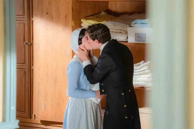 "La Promesa": Curro y Ángela descubren unos documentos que pueden hundir para siempre al capitán