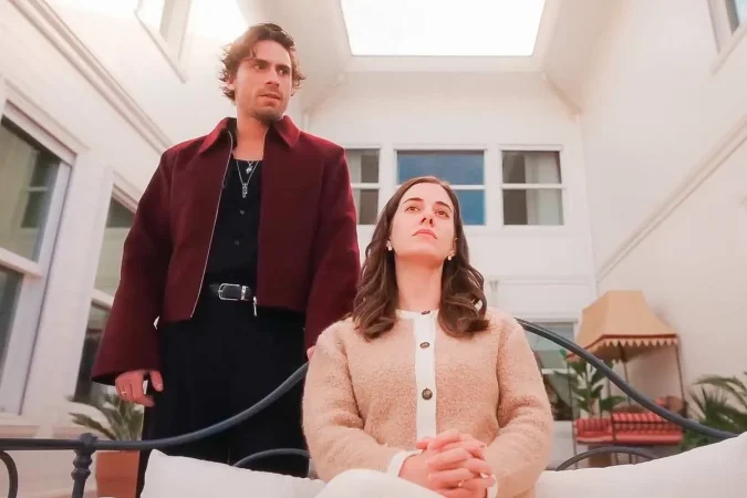 HERMANAS ENFRENTADAS SIN TREGUA