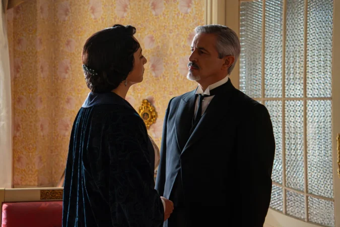 EL PODER CONTRA LA RESISTENCIA