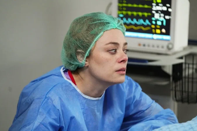 EL JUEGO DEL PODER Y LAS SOMBRAS EN RENACER 