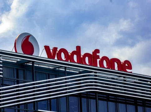 Mantenemos nuestra calificación Neutral sobre Vodafone, pero añadimos una vigilancia de catalizadores negativos durante 90 días