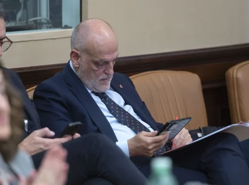 El presidente de LaLiga, Javier Tebas, durante la Comisión de Igualdad, en el Congreso de los Diputados, a 28 de enero de 2025. Fuente: Agencias