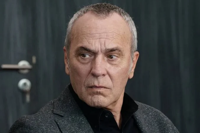 José Coronado (Tirso en 'Entrevías') no se esconde y confiesa el único papel que se arrepiente de haber rechazado: "Me equivoqué y me dolió"