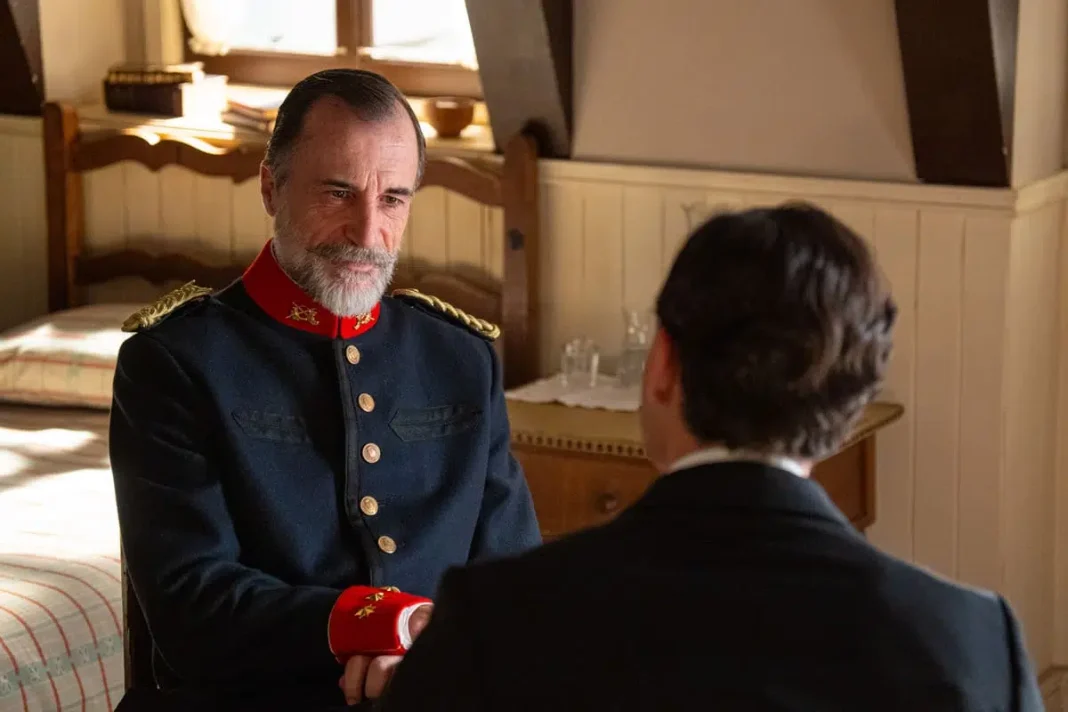 RICARDO, DECIDIDO A ROMPER SUS CADENAS