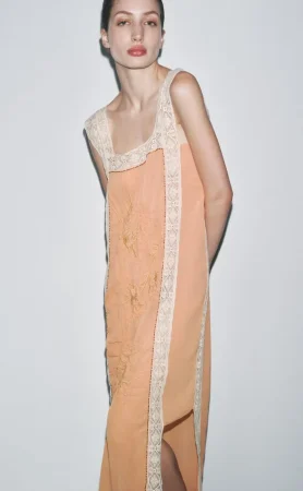 Vestidos boho: la lencería se convierte en el nuevo romanticismo