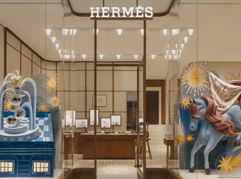 Hermès ofrece crecimiento y márgenes, pero sus múltiplos son elevados Hermès ofrece crecimiento y márgenes, pero sus múltiplos son elevados