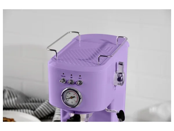 La cafetera espresso retro que Lidl vende a precio de ganga y que amenaza el dominio de Cecotec 45 Merca2.es El auge de las cafeteras espresso en los hogares españoles