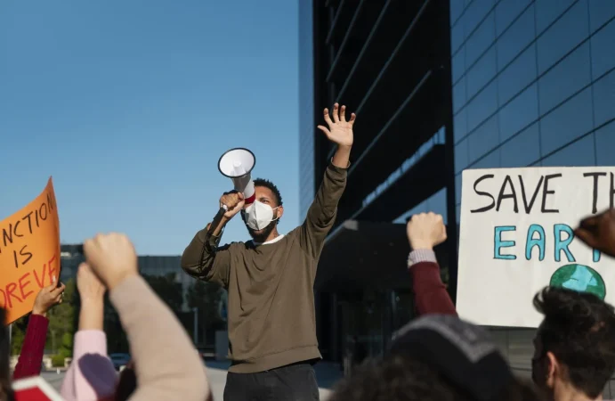 Huelga de Ryanair en el puente del 15 de agosto: la OCU explica cómo reclamar tu indemnización