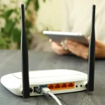 Las tarifas de fibra que rompen precios en octubre: hasta un 40% menos que las grandes operadoras