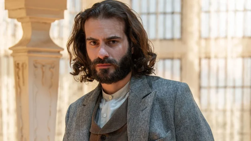 Un romance secreto que nadie sospechaba sacude 'La Promesa' en el capítulo de hoy 8 Merca2.es MANUEL Y ALONSO, PADRE E HIJO EN GUERRA