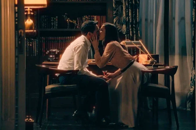 UNA LÍNEA FINA ENTRE LA LUZ Y LA SOMBRA DE SU PASADO  