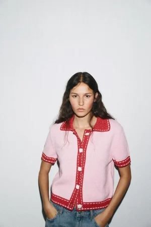 Zara lanza la chaqueta más buscada para el entretiempo: estilo asegurado a precio irresistible 55 Merca2.es Zara: Una prenda pensada para el entretiempo