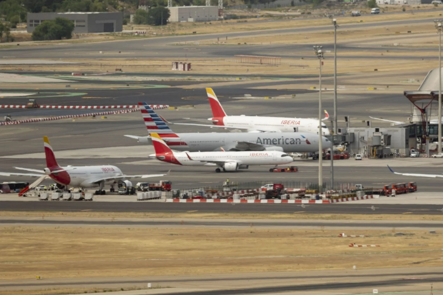 Vista del aeropuerto Adolfo Suarez de Barajas. Aviones que deben adaptarse al modelo SAF según IATA. Fuente: Agencias
