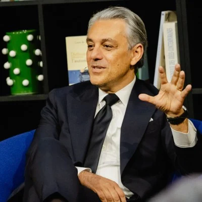 Luca de Meo Merca2.es