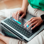 Stark Privacy, experto en ciberseguridad: “Cuando das tu DNI estás dando tu dirección, estás entregando tus padres, dónde vives, lo estás entregando todo”