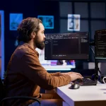 El fin de la burbuja tech: por qué hoy cuesta más encontrar trabajo en programación