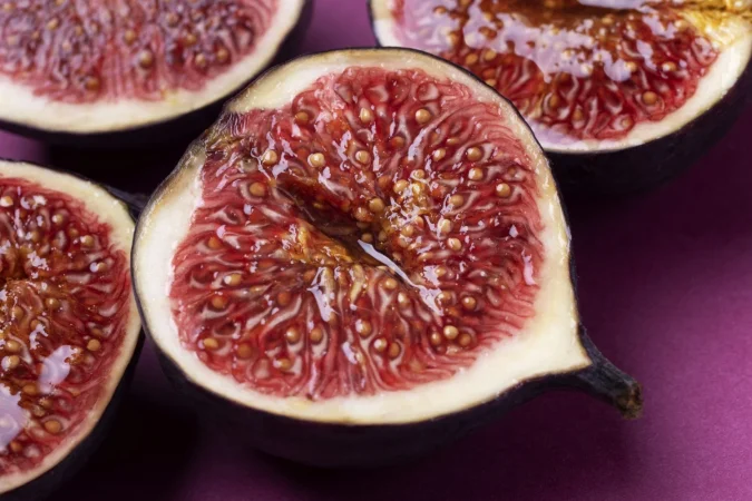 Cómo hacer mermelada de higos: un placer dulce y natural 1 Merca2.es arreglo de higos vista superior Merca2.es