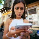 La estafa de WhatsApp «Vota por mi hijo» se extiende por Europa