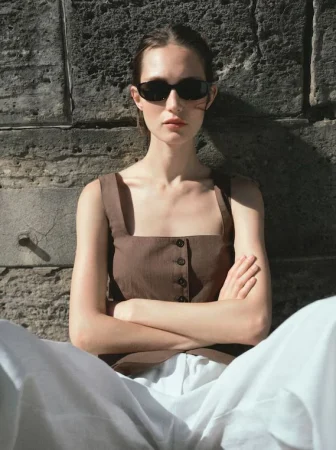 El chaleco de 35 euros de Mango que ha conquistado a Anna Padilla y promete ser la prenda de la temporada 34 Merca2.es La tendencia del tailoring femenino y el papel de Mango