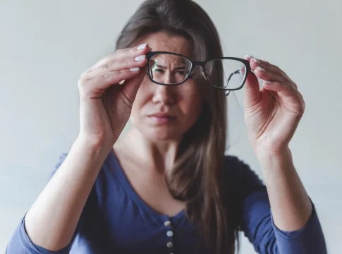 Dra. Elena Gascón (48), oftalmóloga: Dra. Elena Gascón (48), oftalmóloga: