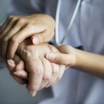 Sacramento Pinazo, presidenta de la Sociedad Valenciana de Geriatría: «La IA puede anticipar problemas de salud antes de que se agraven»