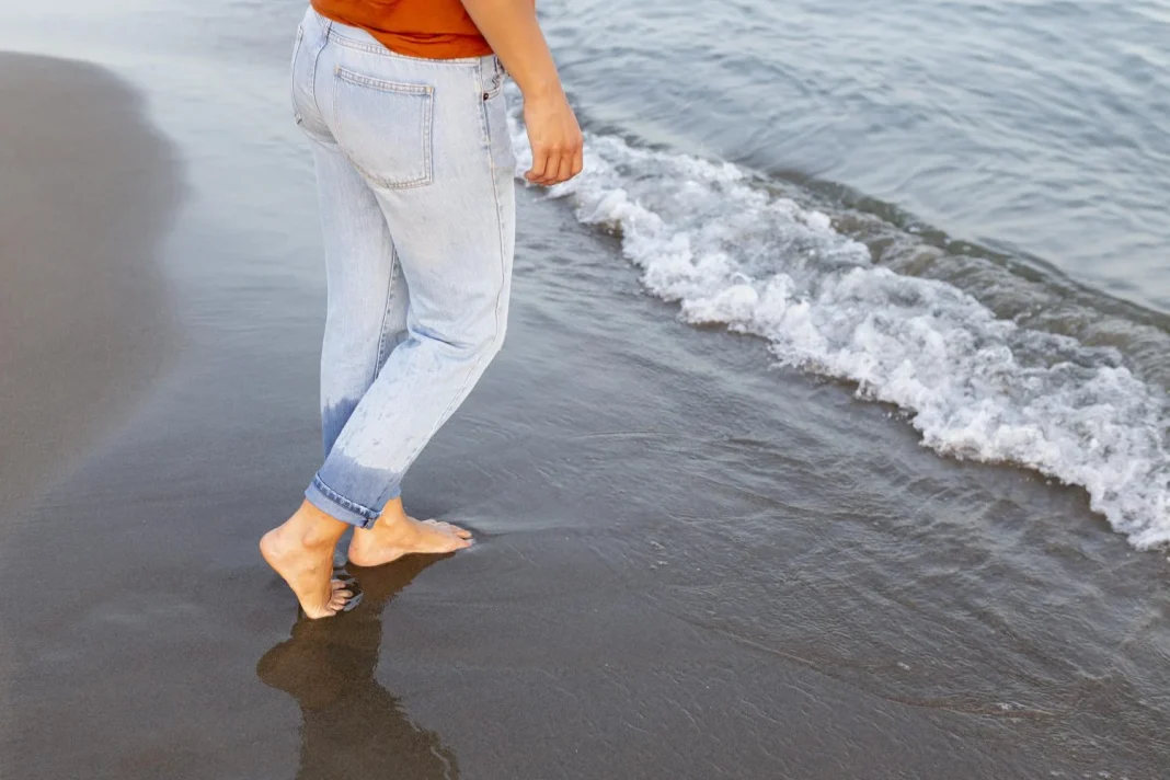 Caminar en el agua: la nueva forma de entrenar cuerpo y mente a cualquier edad
