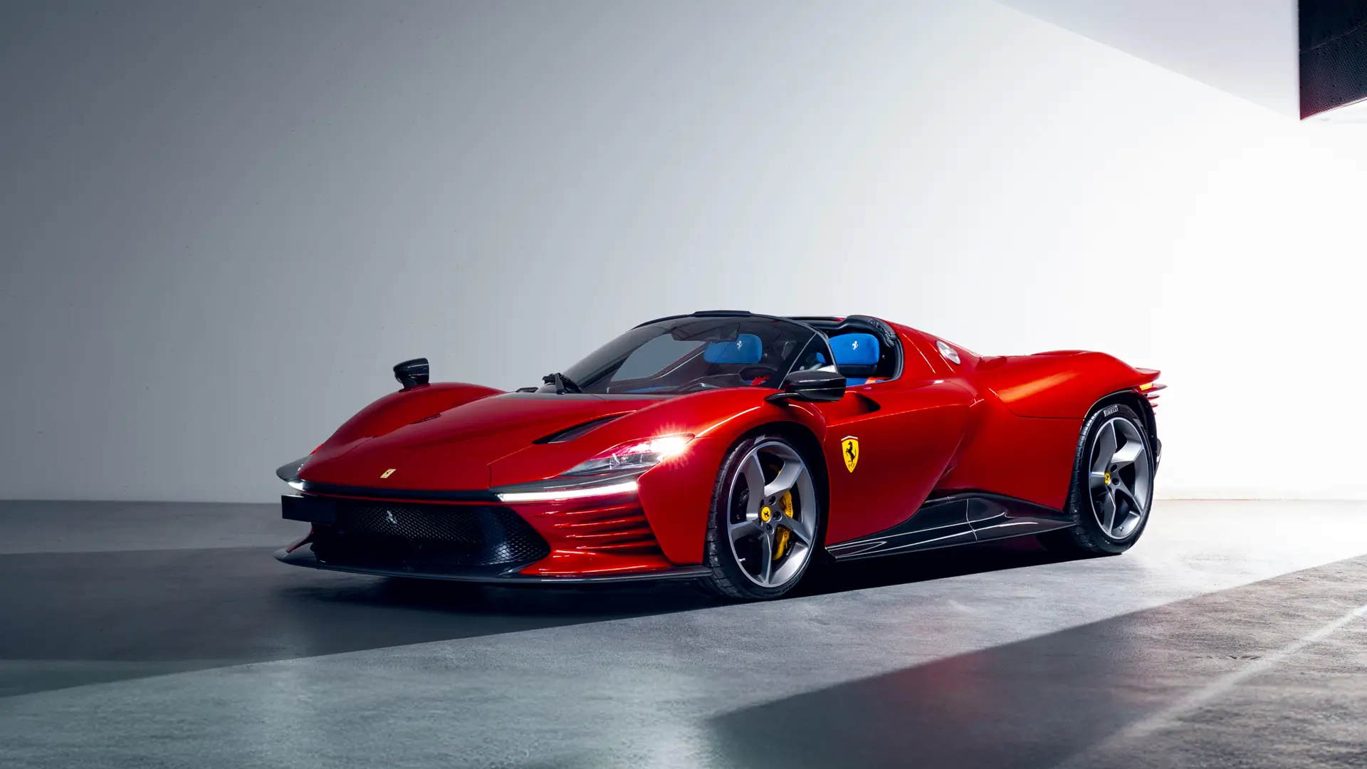 Ferrari 12Cilindri Manuale supera previsiones: el V12 manual que lidera el mercado de colección