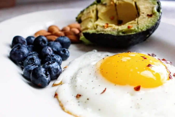 ¡Adiós ansiedad y depresión! Cómo la fórmula keto y el ayuno transforman tu mente 2 Merca2.es keto