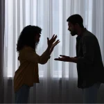 Buscar “tener razón” destruye más parejas que la infidelidad: el error más común en una discusión