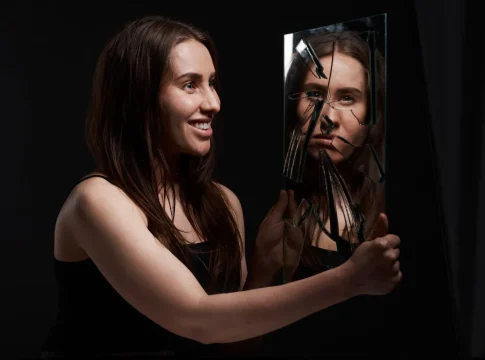 El peso del pasado Trauma psicológico y libertad