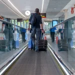 Bruselas da alas a las aerolíneas frente a España por las multas del equipaje de mano