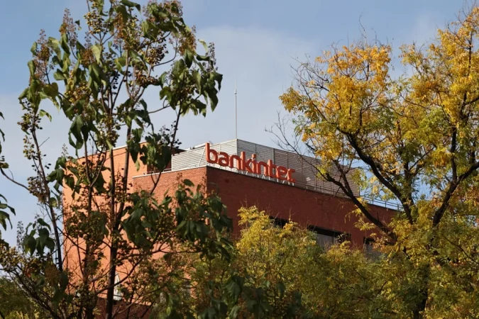 Sorpresa tras los resultados de Bankinter: caídas en Bolsa pese a un trimestre estable 3 Merca2.es Foto resultados 3T2025 Merca2.es