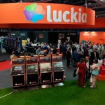 Desde Ceuta a Camerún: Luckia dispara su negocio de apuestas